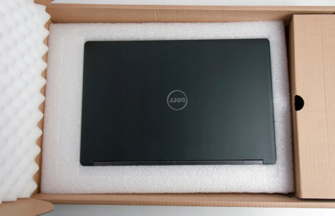 Dell Latitude 5400 i5-8365U 16GB RAM 1TB SSD W10/W11 PRO KLASA A Dell Latitude 5400 i5-8365U 16GB RAM 1TB SSD W10/W11 PRO KLASA A